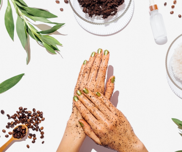 Comment exfolier sa peau ? - Astuces, conseils et bienfaits