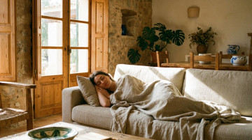 Beneficios de la siesta para la salud: por qué la ciencia respalda esta tradición española
