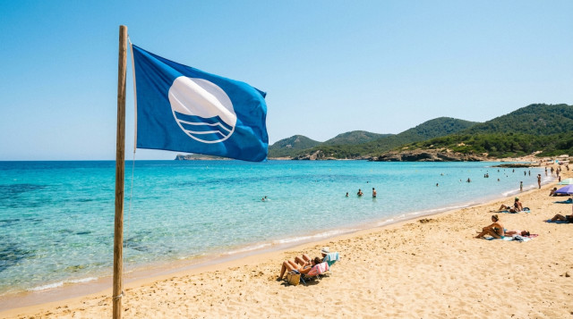 España lidera el ranking mundial de Banderas Azules: las mejores playas para visitar este verano